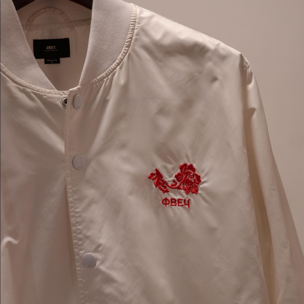 Size Large: White Obey Windbreaker with red Rose